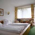 ゲストハウス Haus Patricia ローファー