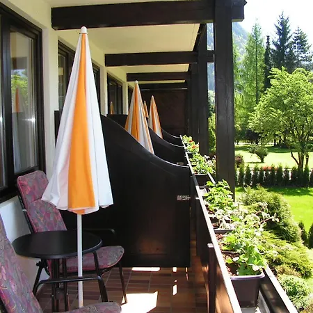 Haus Patricia 3* לופר